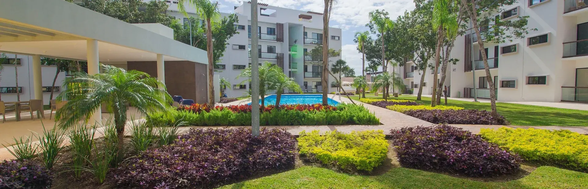 Poligono Sur Cancun rental condo comfortable bedroom mattresses